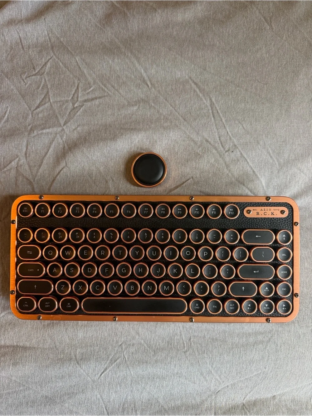 Retro Mechanical USB Keyboard in Metallic Orange